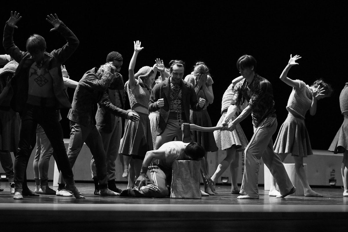 Henrik Ibsen in the language  of contemporary dance - NOVAT - photo 29